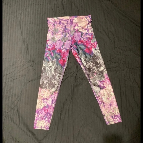 Zara Terez Crushed‎ Makeup Leggings NWOT Size Large - Picture 2 of 8